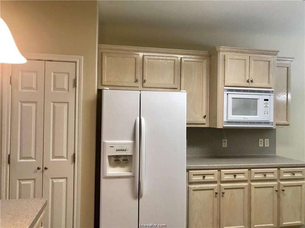 204 Meir Ln - Photo 6 of 20