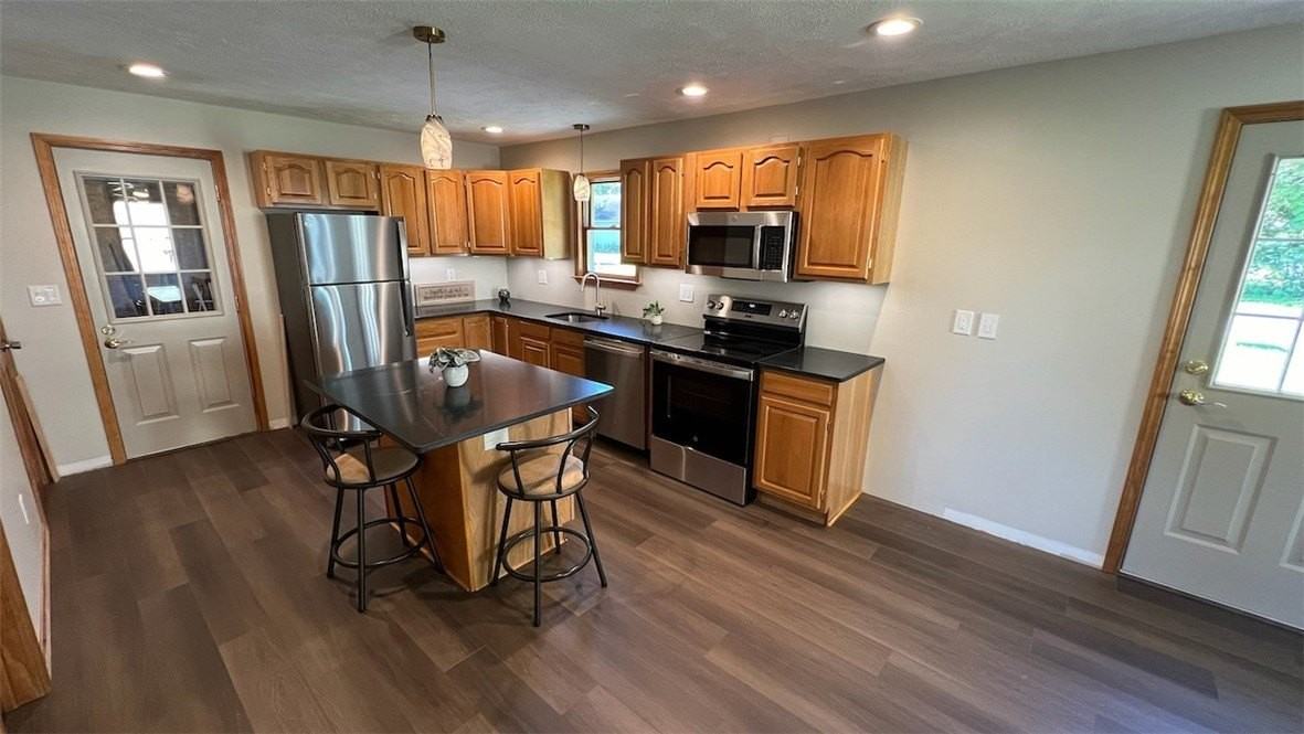 438 Ritchey Blvd - Photo 4 of 32