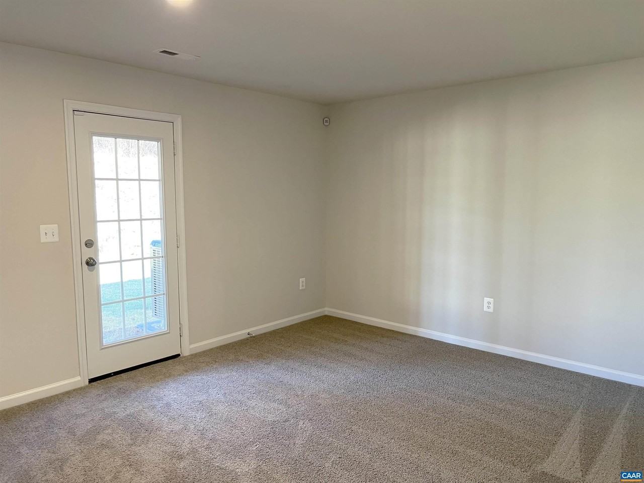 325 Willowshire Ct - Photo 3 of 20