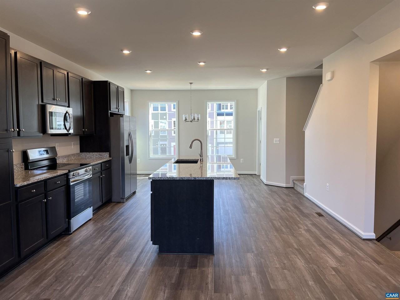 325 Willowshire Ct - Photo 7 of 20