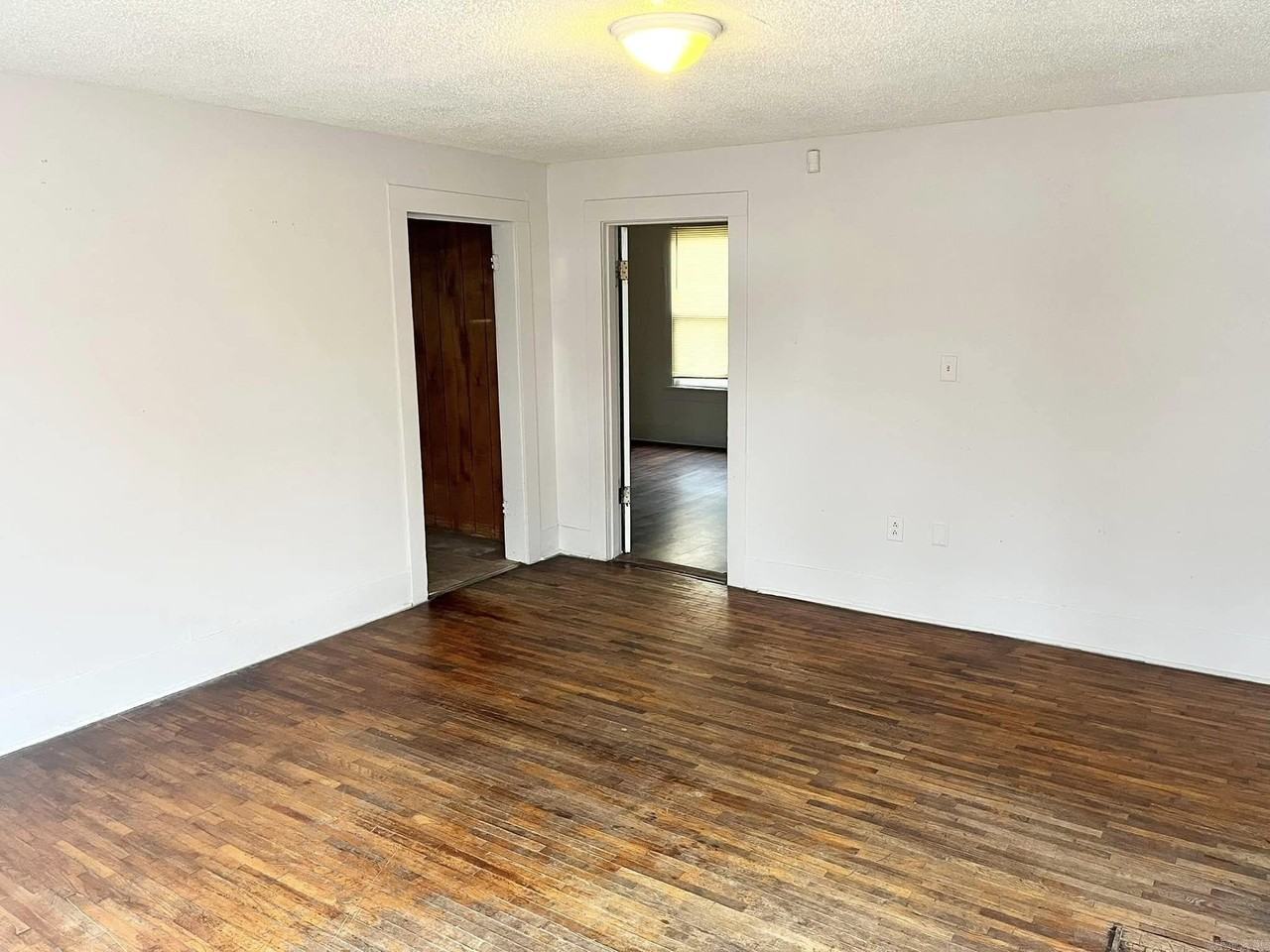 4101 W 21st St - Photo 4 of 10