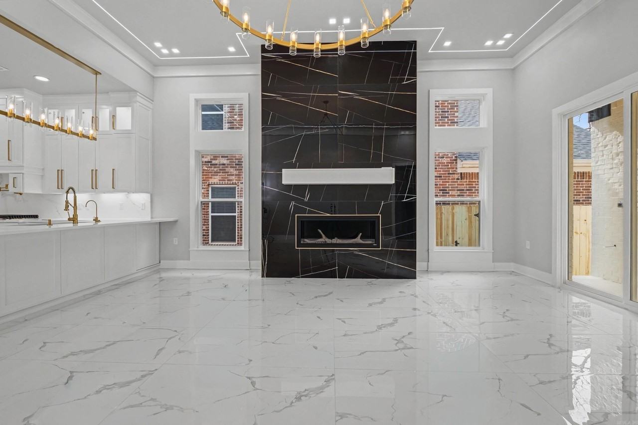 9 Oak Ln - Photo 5 of 48