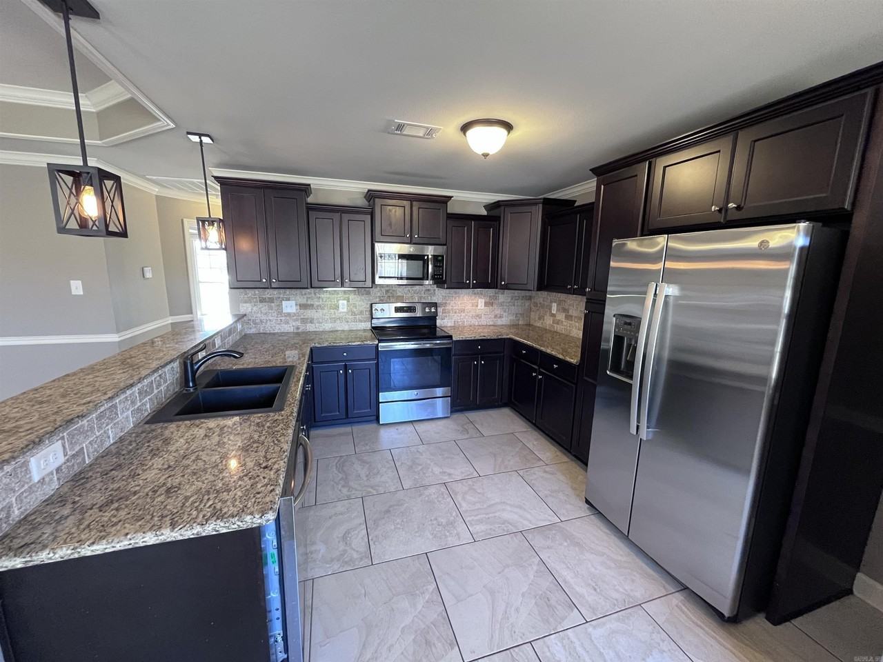 20 Grand Stand Dr - Photo 7 of 27