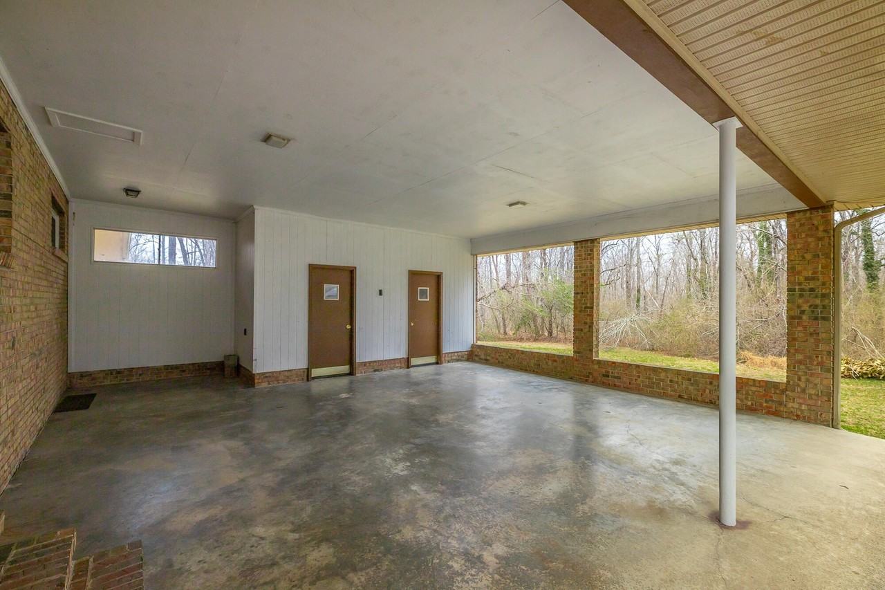 4302 Taft Hwy - Photo 6 of 50