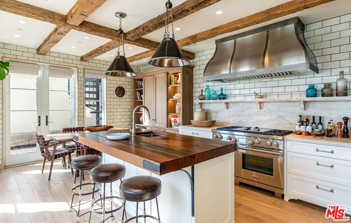 127 Hollister Ave - Photo 4 of 21