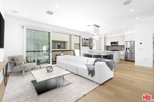 1232 1/2 N Sycamore Ave - Photo 1 of 1