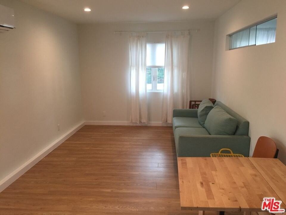 7040 Semrad Rd - Photo 7 of 17