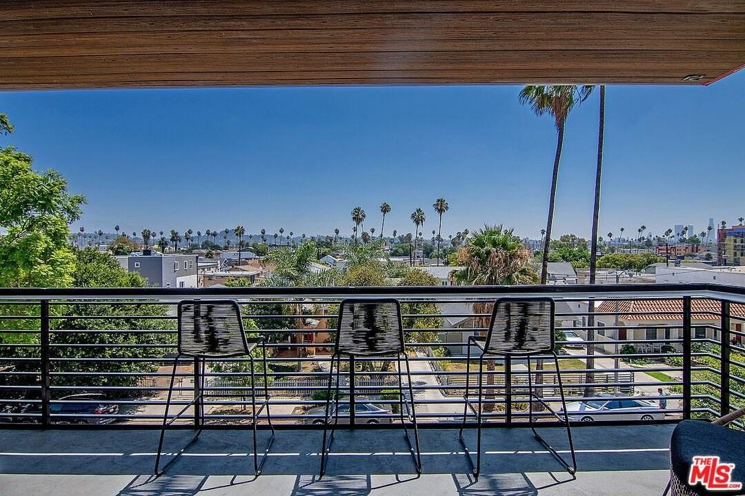 811 N Harvard Blvd Unit All - Photo 5 of 20