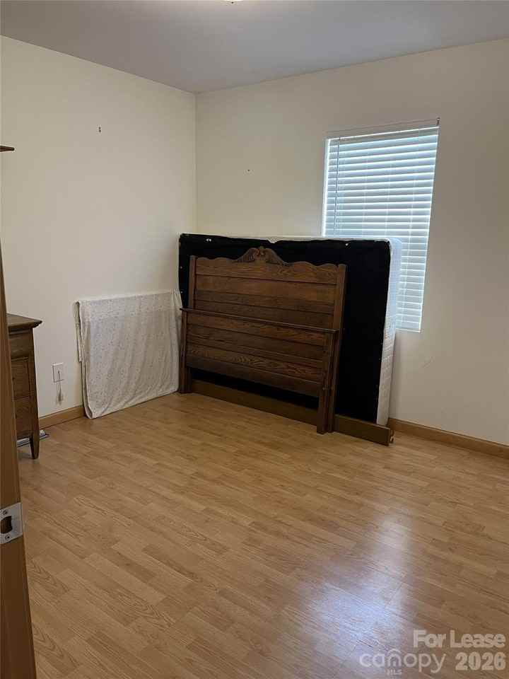 607 Jane Sowers Rd - Photo 7 of 11