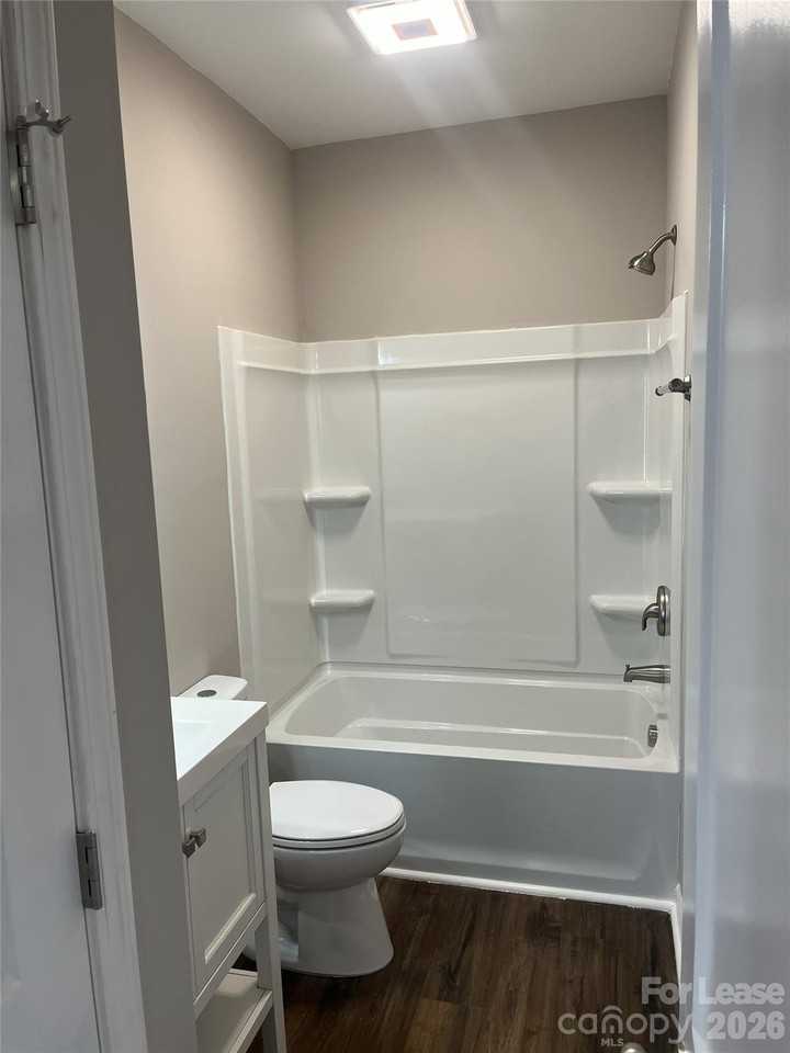 205 Wood St - Photo 6 of 11