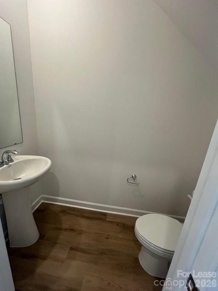 1281 30th Street Ln Ne - Photo 3 of 20