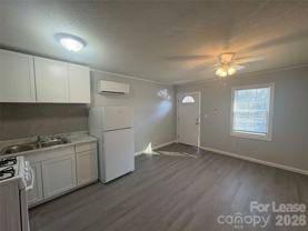 1007 Plymouth St Unit B - Photo 1 of 1