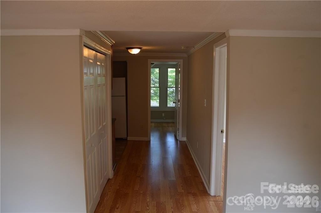 615 Charlotte Ave - Photo 6 of 14