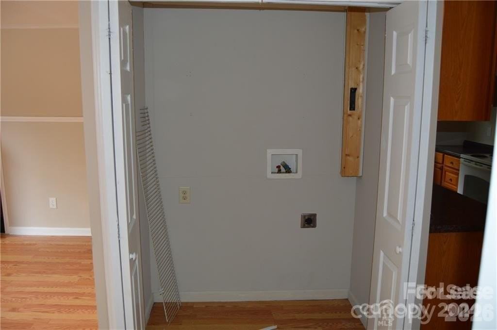 615 Charlotte Ave - Photo 7 of 14