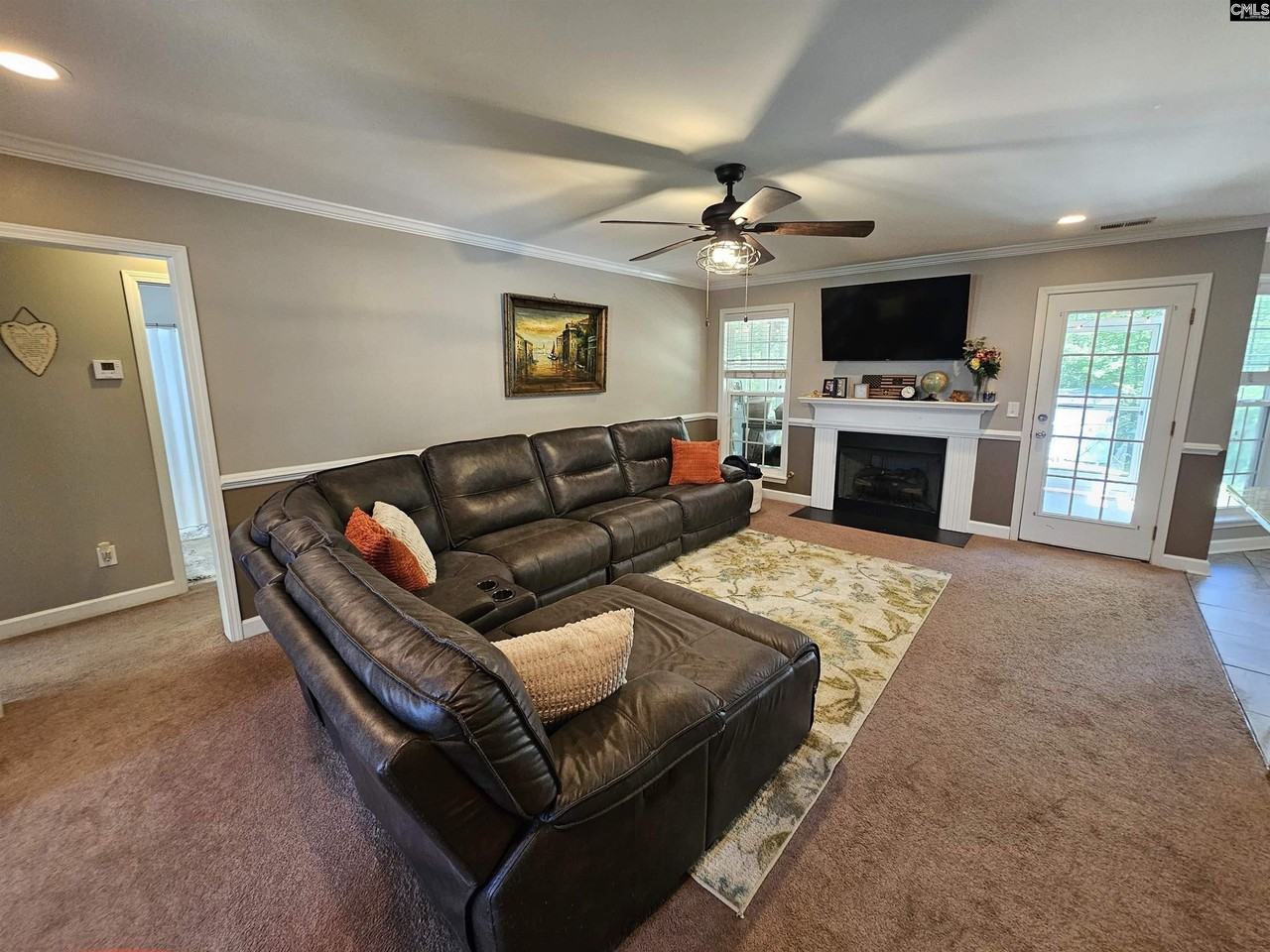 230 Sorrel Tree Ln - Photo 4 of 29