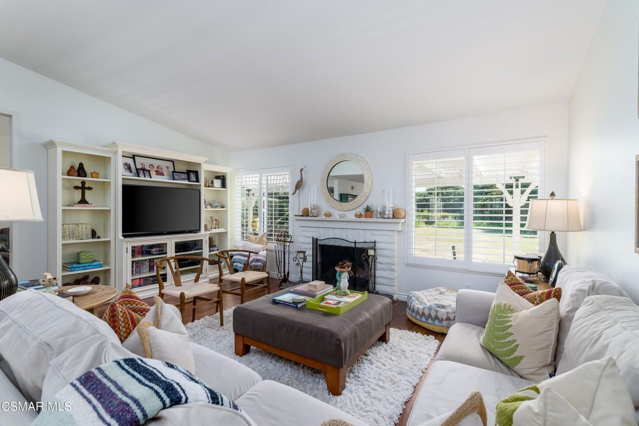 5962 Oak Meadow Pl - Photo 3 of 18