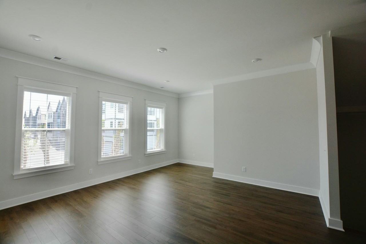 1523 Hidalgo Dr - Photo 5 of 37