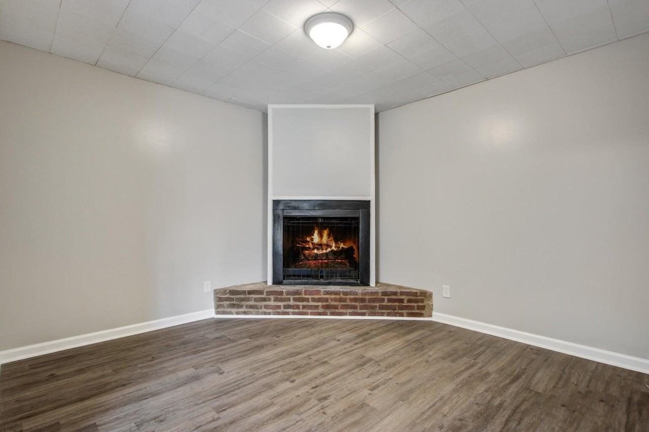 1978 Holliday St - Photo 7 of 23