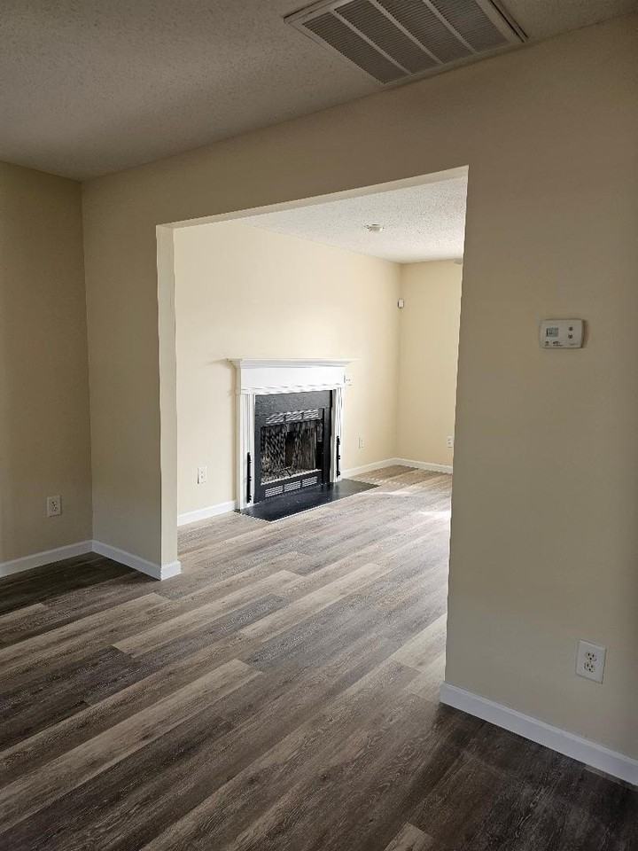 238 Everwood Ct - Photo 5 of 23