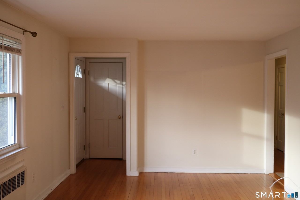 69 Rentell Rd - Photo 4 of 28