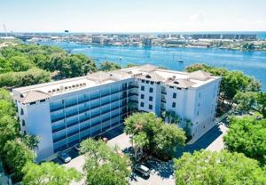 113 Brooks St Se Unit 204 - Photo 1 of 1