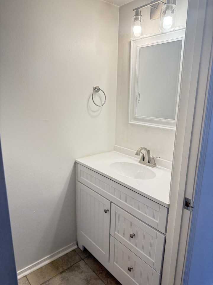 1834 Shay Lin Ct Unit 1834 - Photo 7 of 16