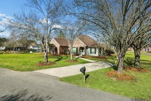 18300 Old Perkins Place Ave - Photo 1 of 1