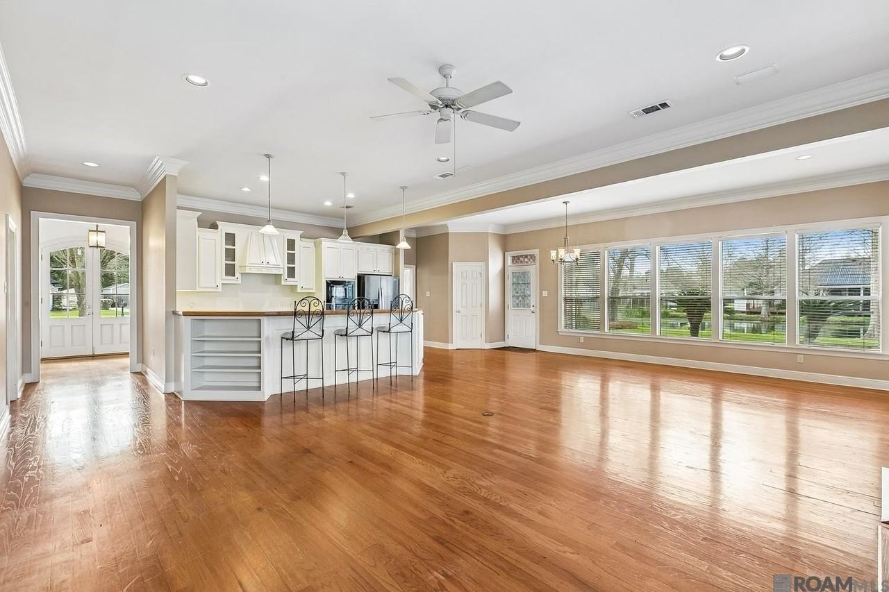 18300 Old Perkins Place Ave - Photo 4 of 17