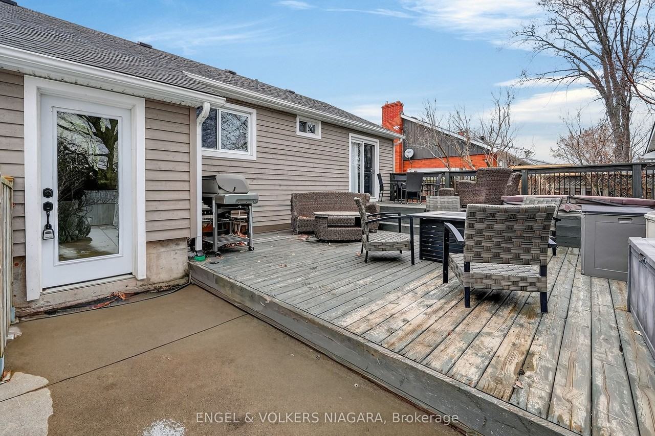 70 Stewart St - Photo 4 of 19