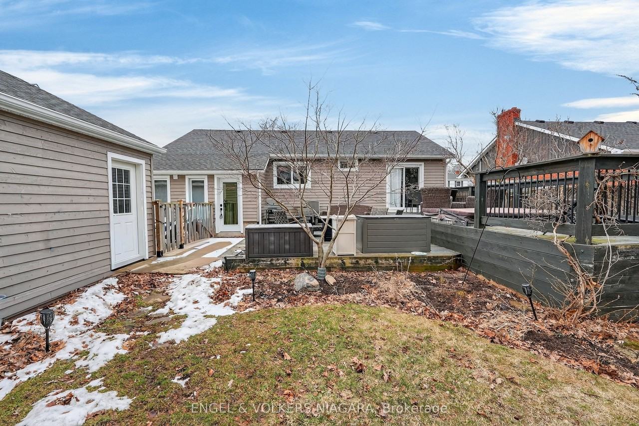 70 Stewart St - Photo 5 of 19