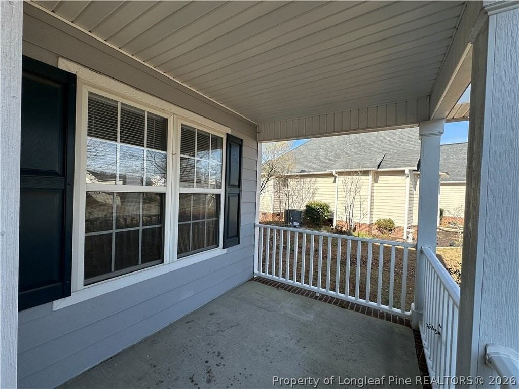 1034 Canter Ln - Photo 3 of 30