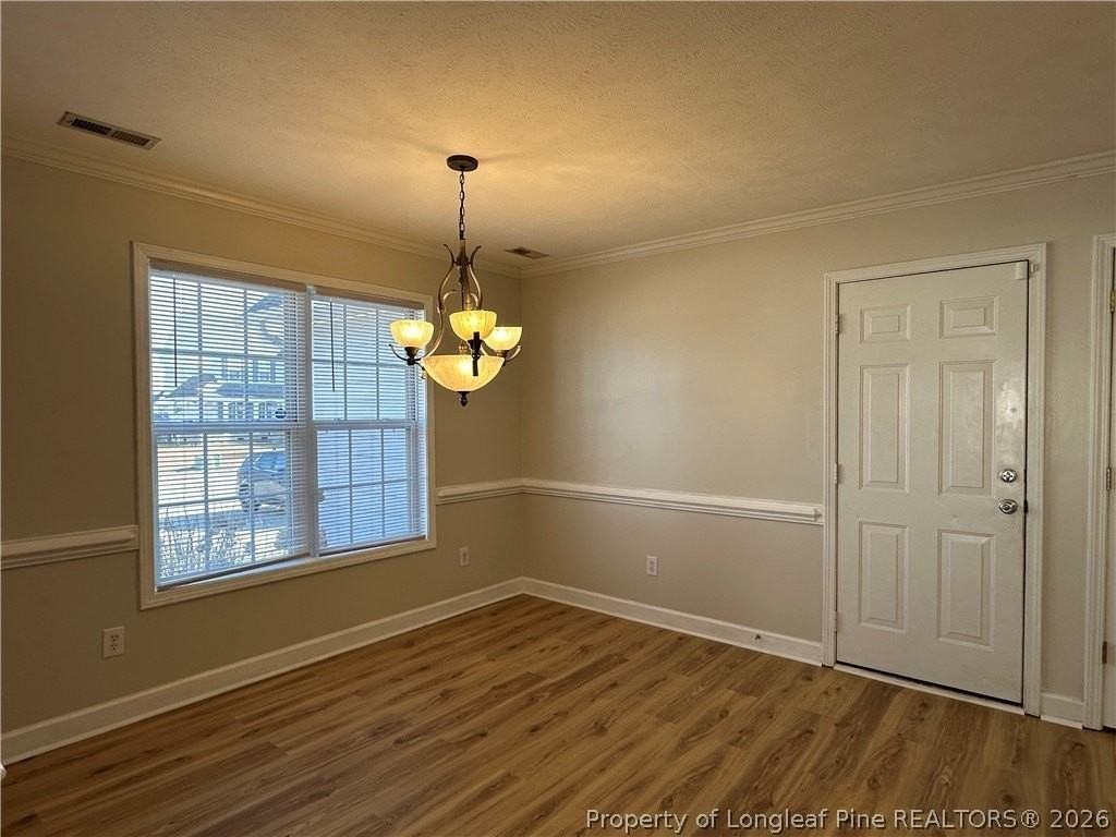 1034 Canter Ln - Photo 7 of 30