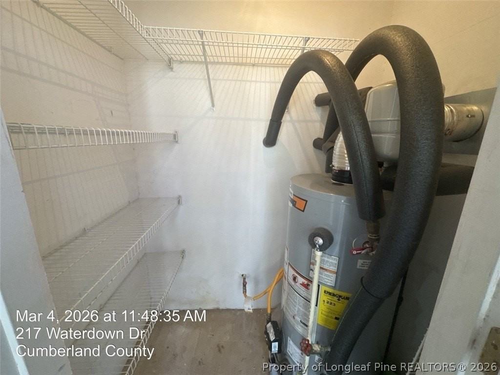 217 Waterdown Dr Apt 8 - Photo 4 of 26