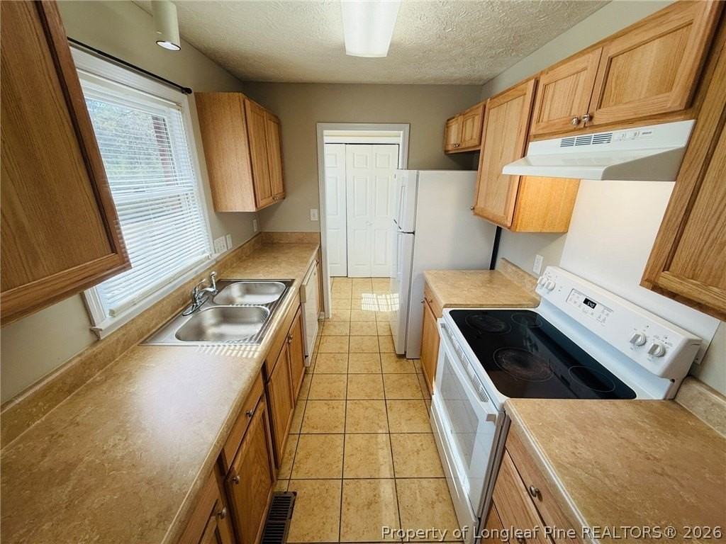 5018 Summer Ridge Rd - Photo 7 of 22