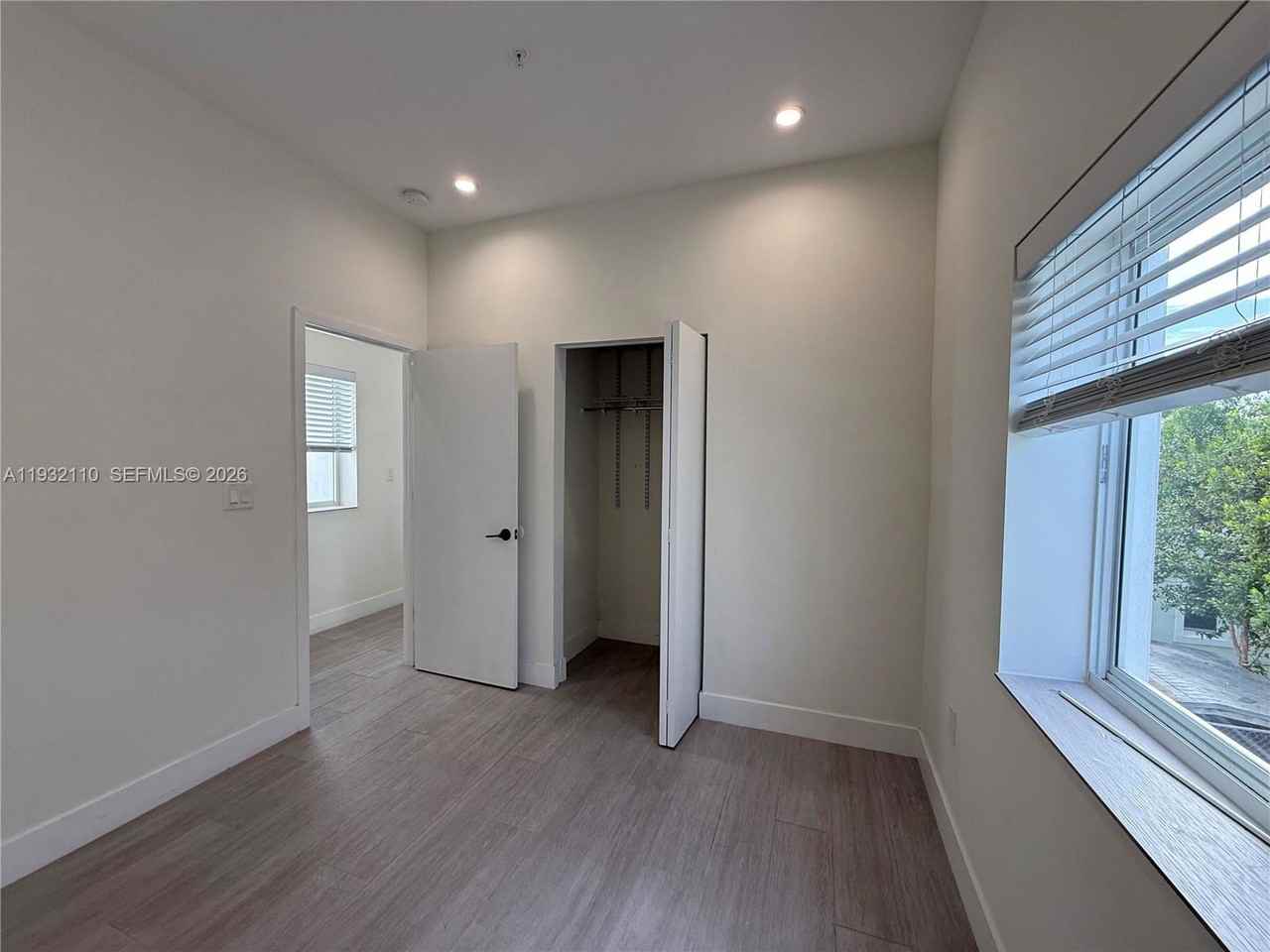 1786 Sw 9th St #4 - Photo 4 of 8