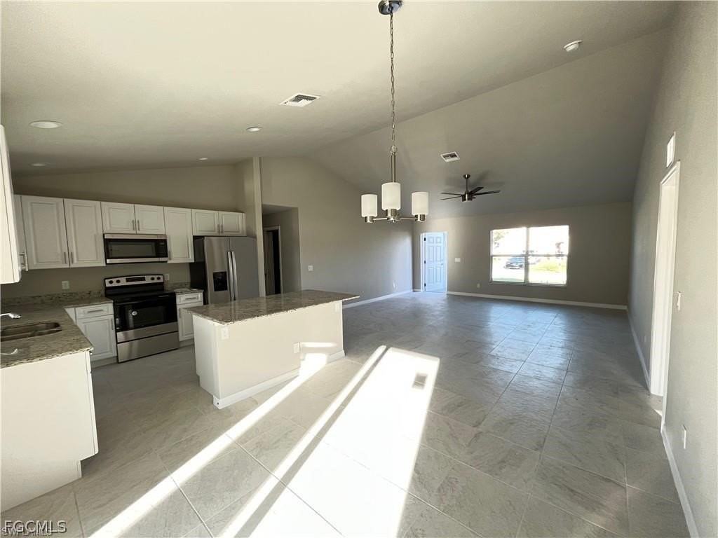 4334 Sw 9th Pl - Photo 5 of 34