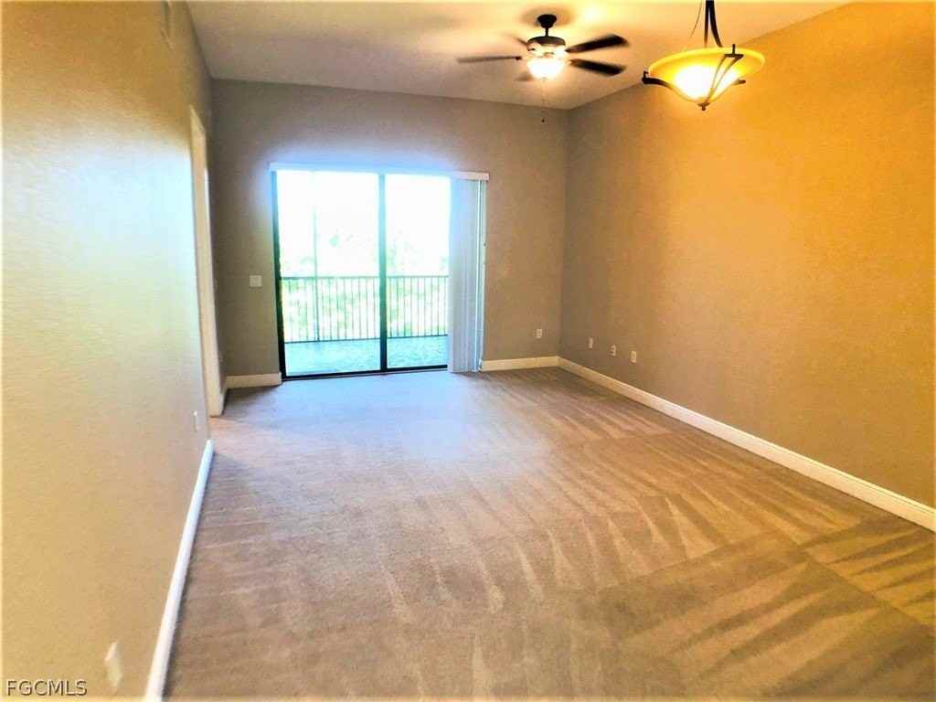 13651 Julias Way Apt 1426 - Photo 6 of 27