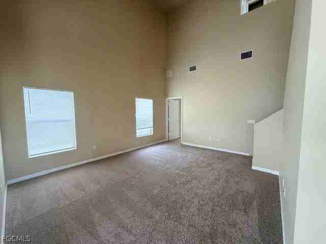 360 Sw 24th Pl - Photo 4 of 14