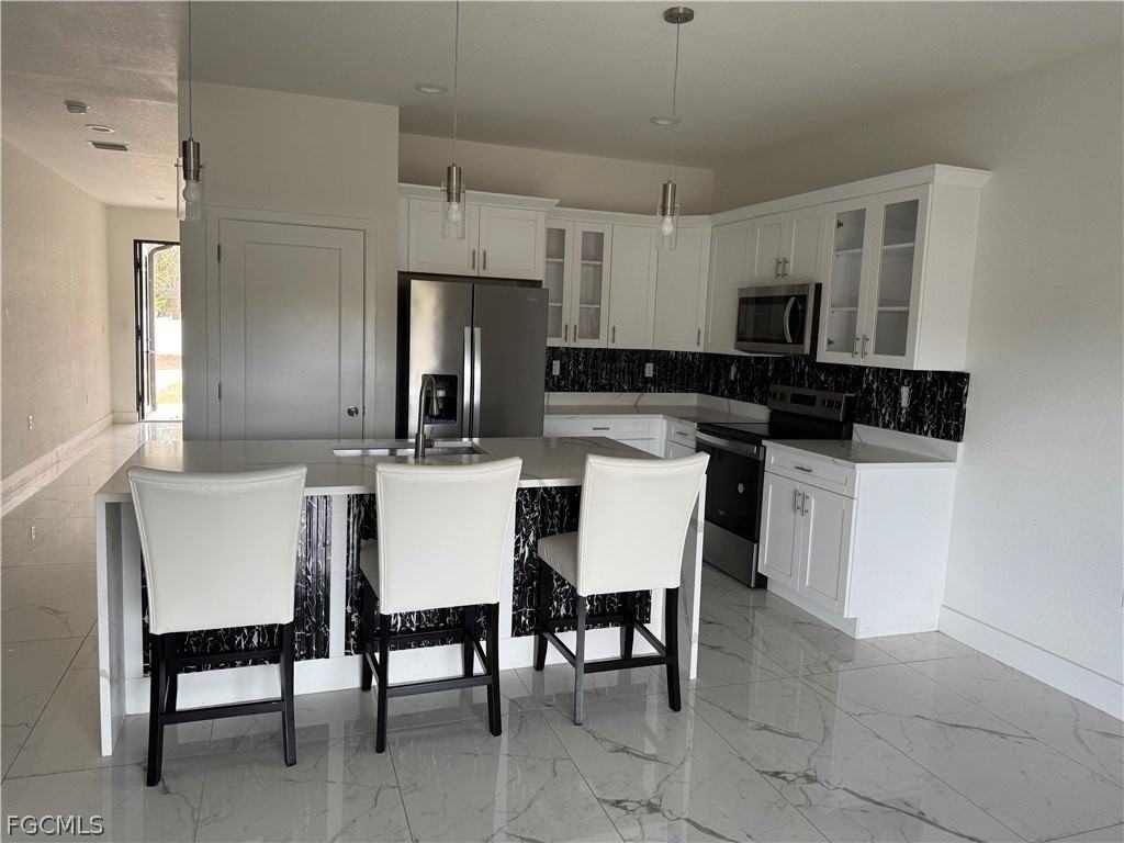 6013 Acorn Cir - Photo 3 of 6