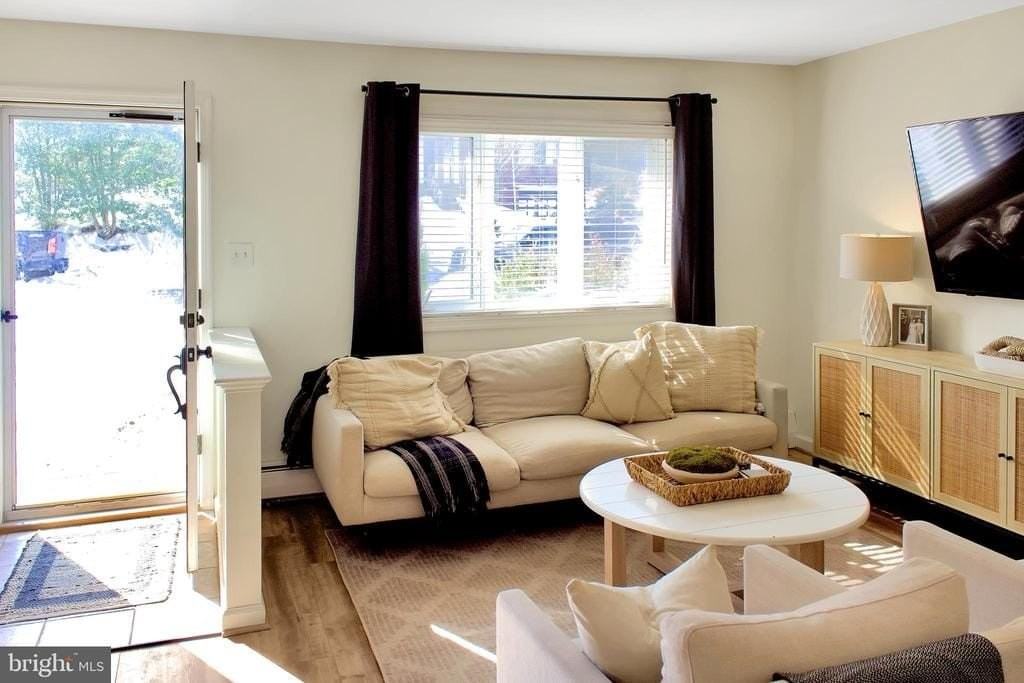 159 Columbia Ave - Photo 2 of 20