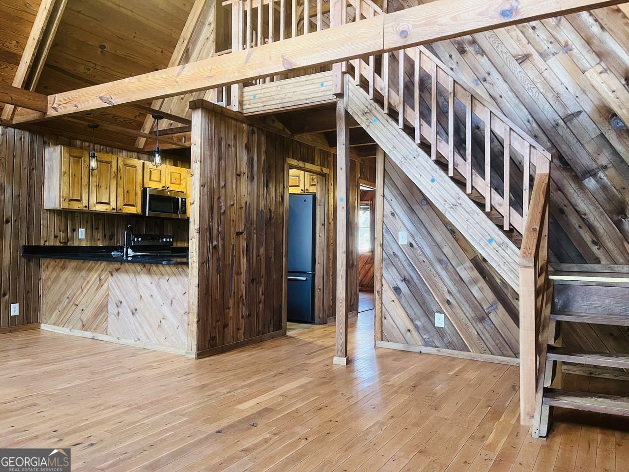 364 Grayson Trl - Photo 4 of 29