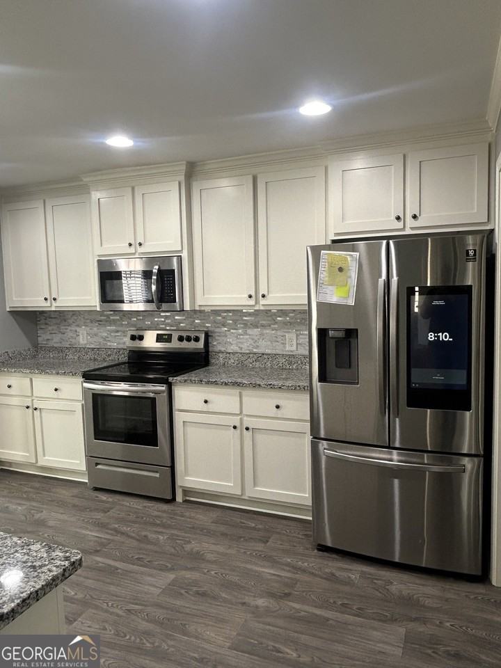 149 Peak Ct - Photo 3 of 21