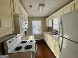 featured image of 1653 Summerwoods Cir