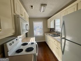 1653 Summerwoods Cir - Photo 1 of 1