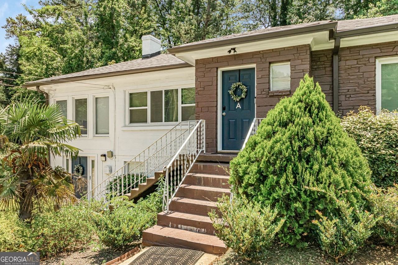 2100 Cascade Rd Sw - Photo 2 of 45