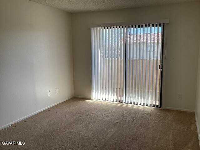 43942 18th St E #3 - Photo 6 of 11