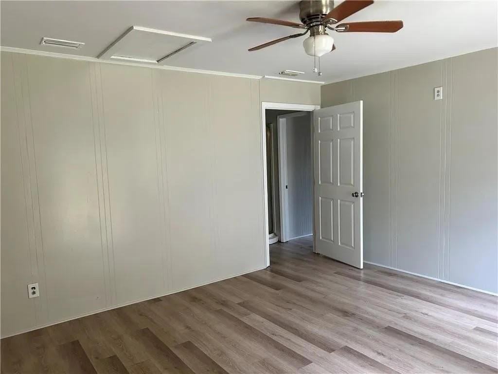 643 Gehrig Ave - Photo 3 of 12