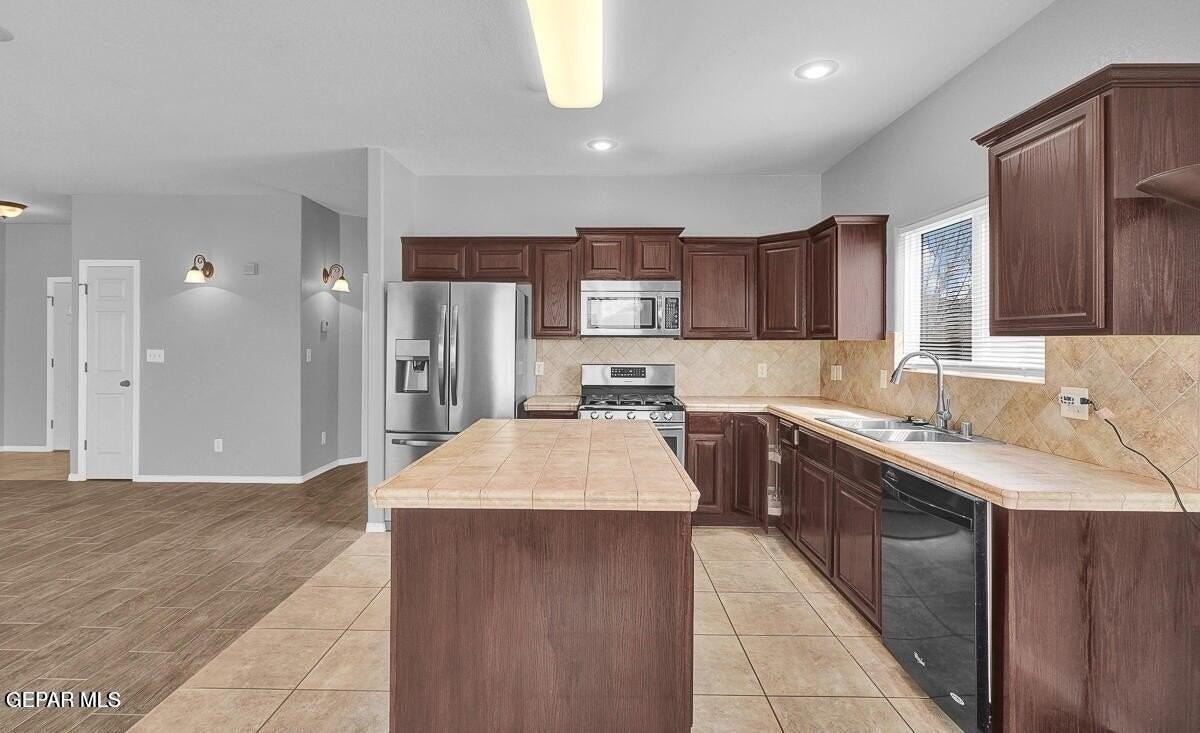 6825 Steffers Ln - Photo 5 of 14