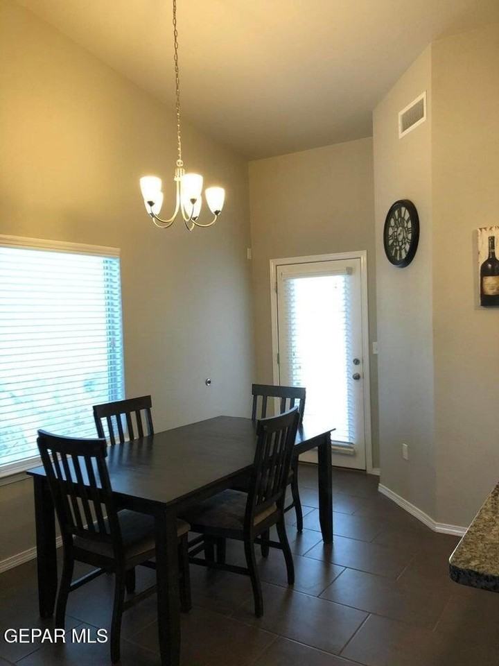 14350 Loma Esmeralda Dr - Photo 7 of 17