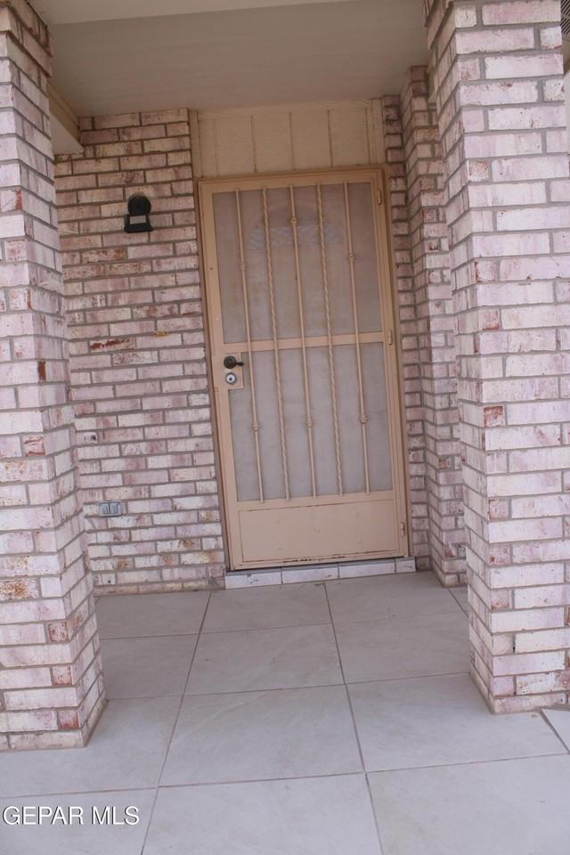 11654 Carlos Moran Ct - Photo 2 of 26
